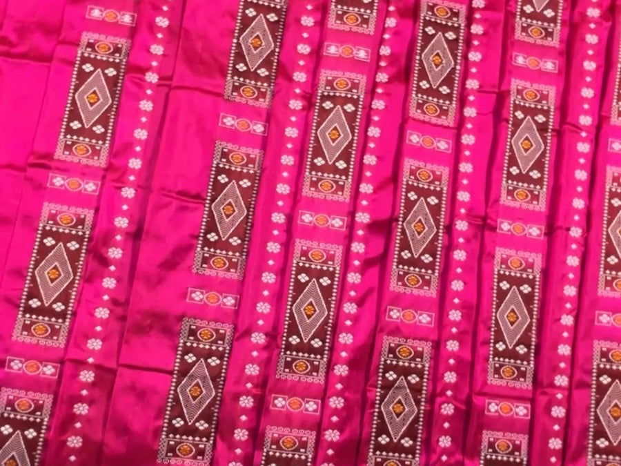 How Do Silk Threads Transform Into Luxurious Sarees?