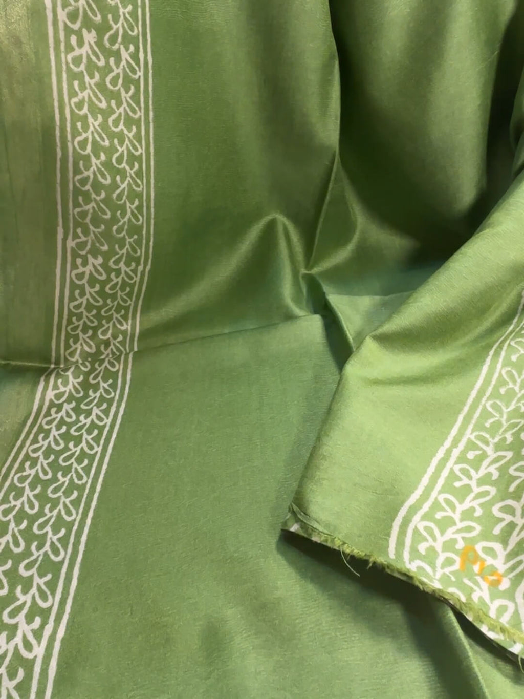 PISTACHIO GREEN ETHNIC PRINT CREPE SILK SAREE