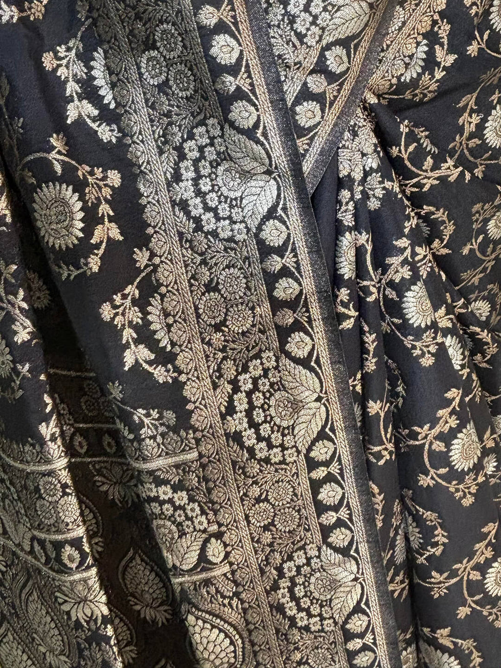 ONYX BLACK AND GOLD BANARSI SILK SAREE