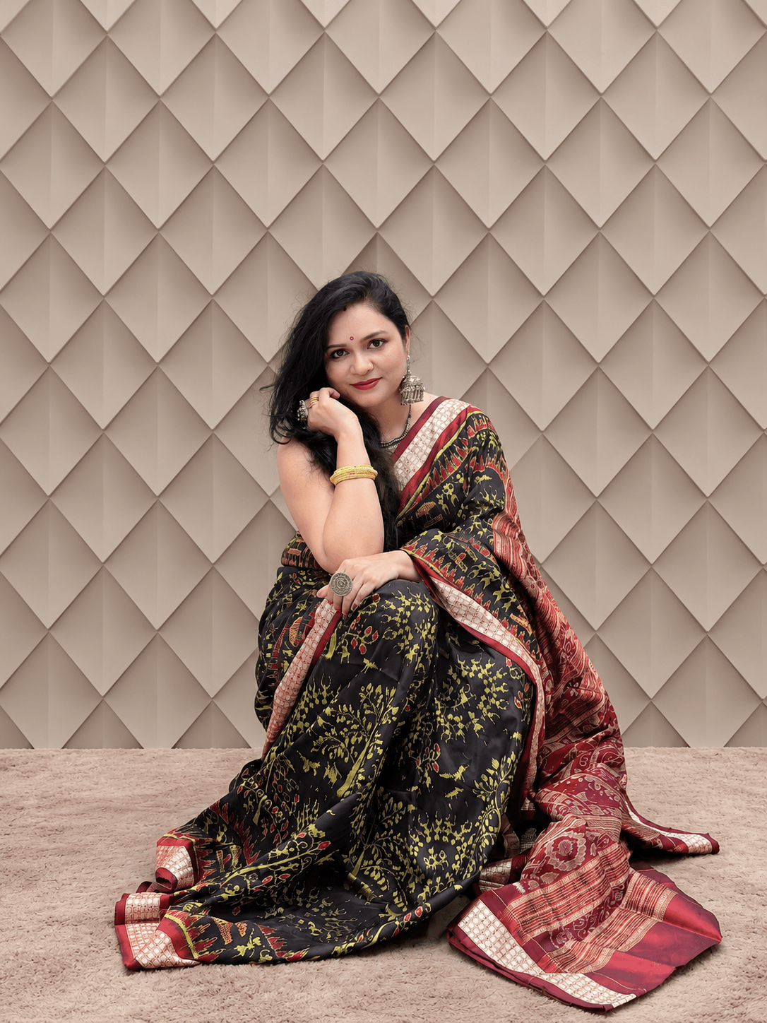 Black With Neon Green Floral Handweaved Sambalpuri Silk Saree