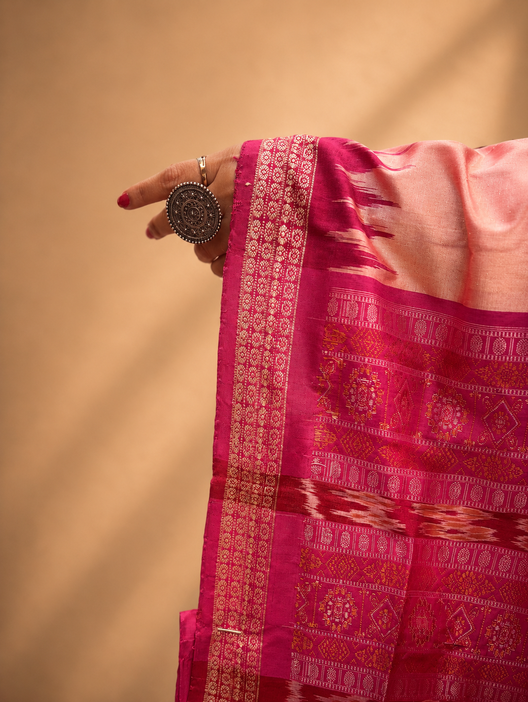 Chandra Gulabi