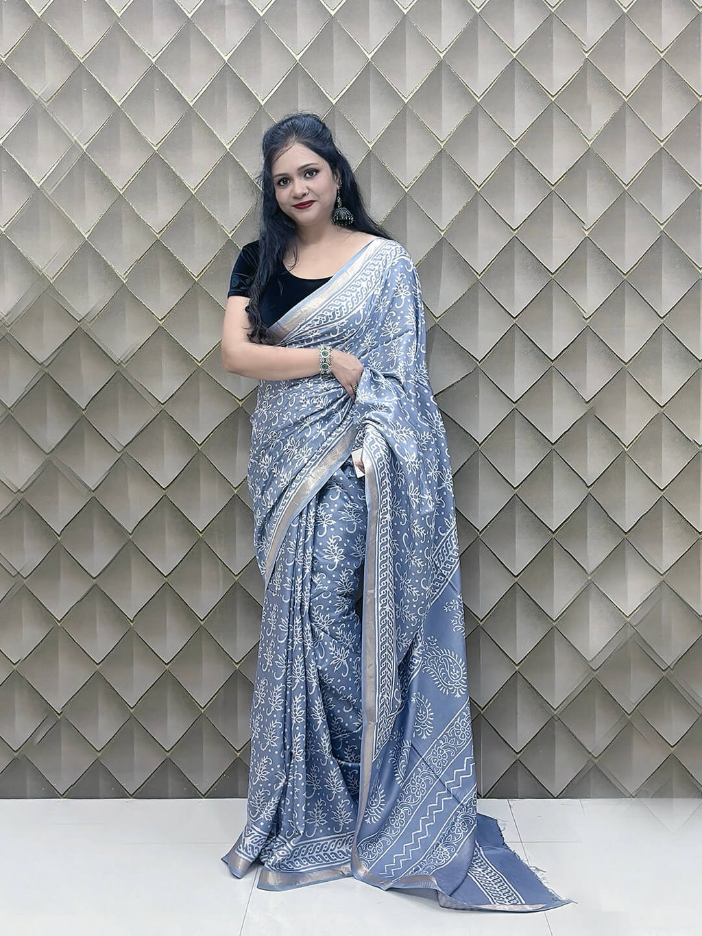 Silver Grey Crepe Silk Saree with White Tribal Print & Silver Zari Border