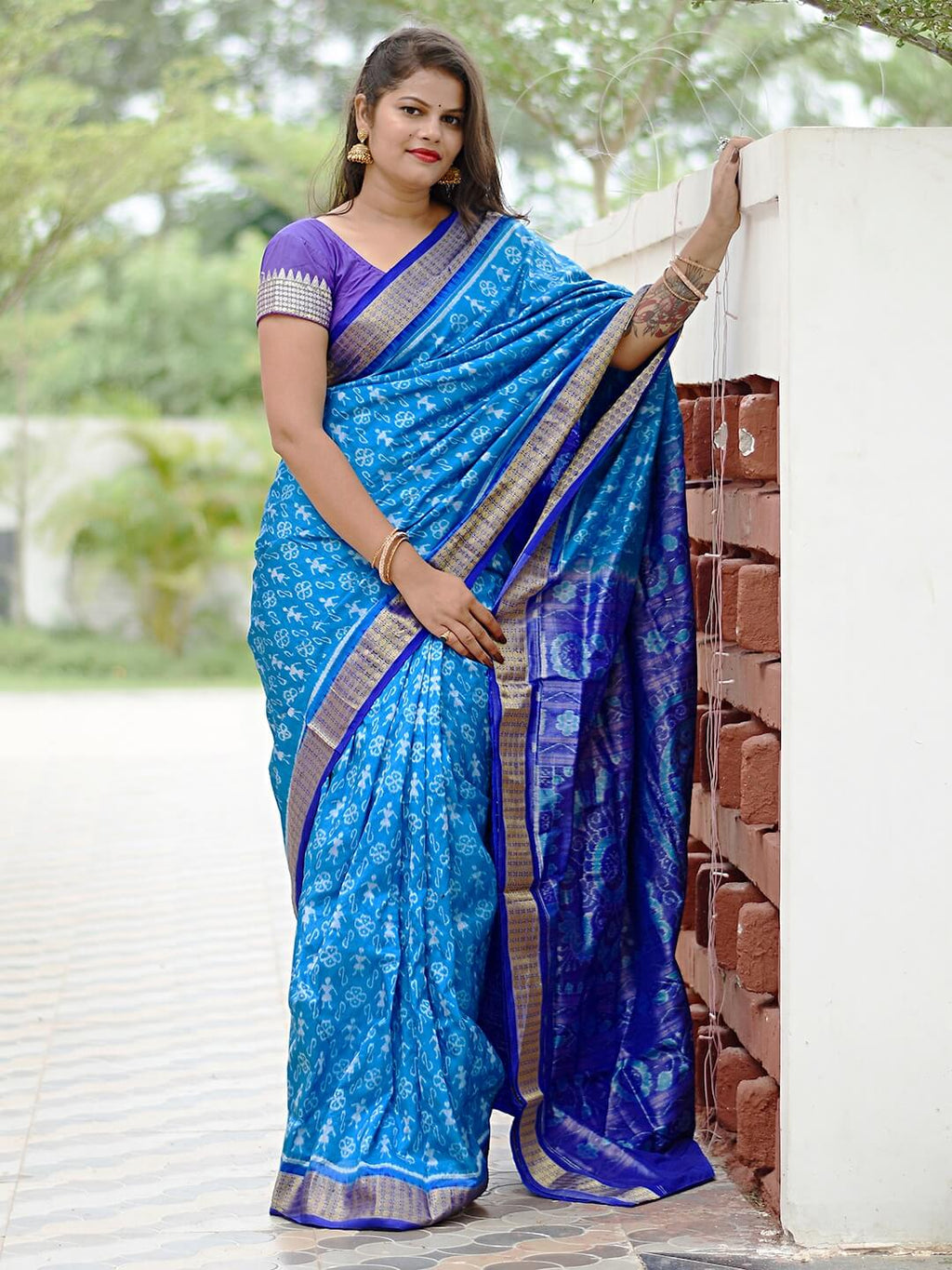 SATIKA BLUEBERRY BLUE PURE SILK AND TISSUE SAMBALPURI PATA SAREE