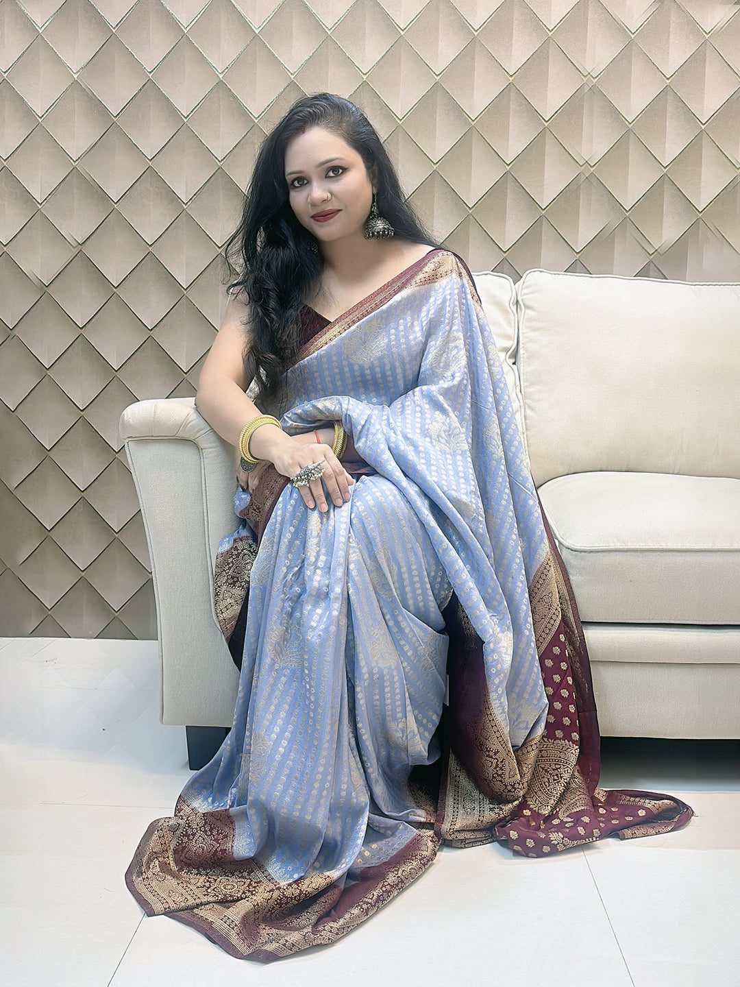 Greyish Blue And Dark Blue Silk Saree