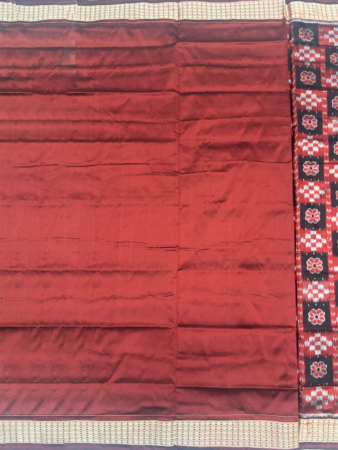 LAAL-KALA MAYURIKA