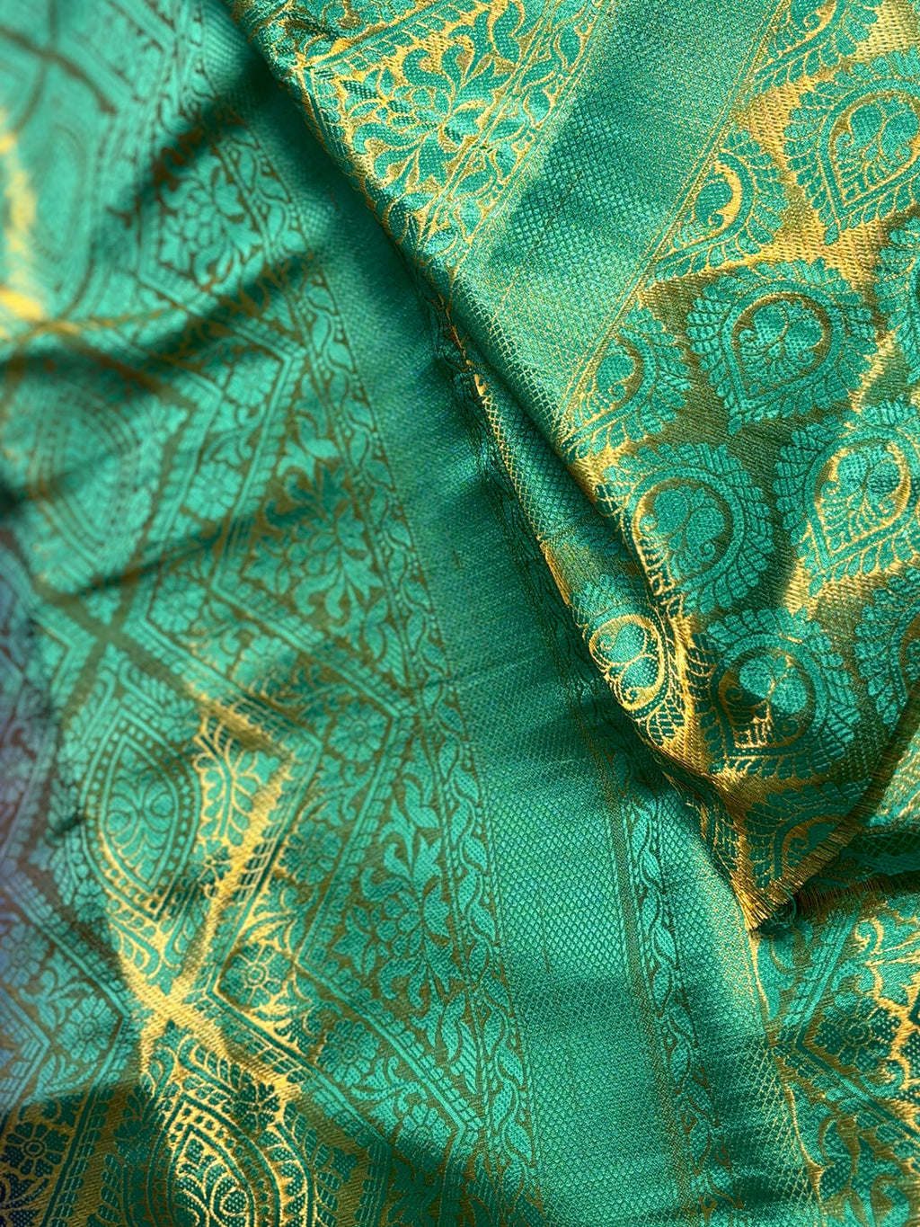 ROSE PINK AND GREEN MADURAI SILK SAREE