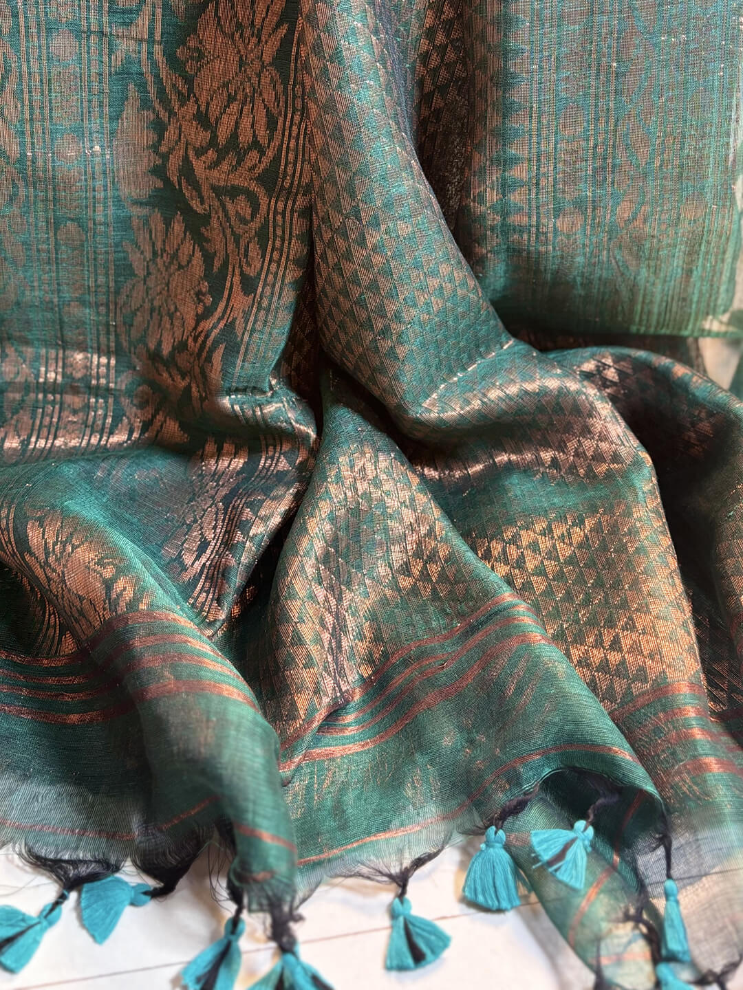 EMERALD GREEN ZARI LINEN SAREE