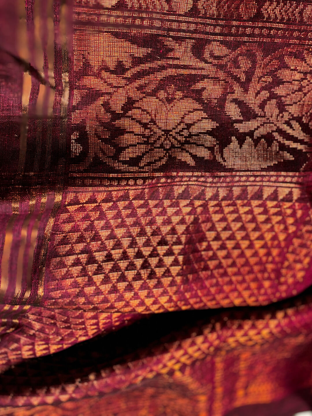 PURPLE & BRONZE LINEN SAREE