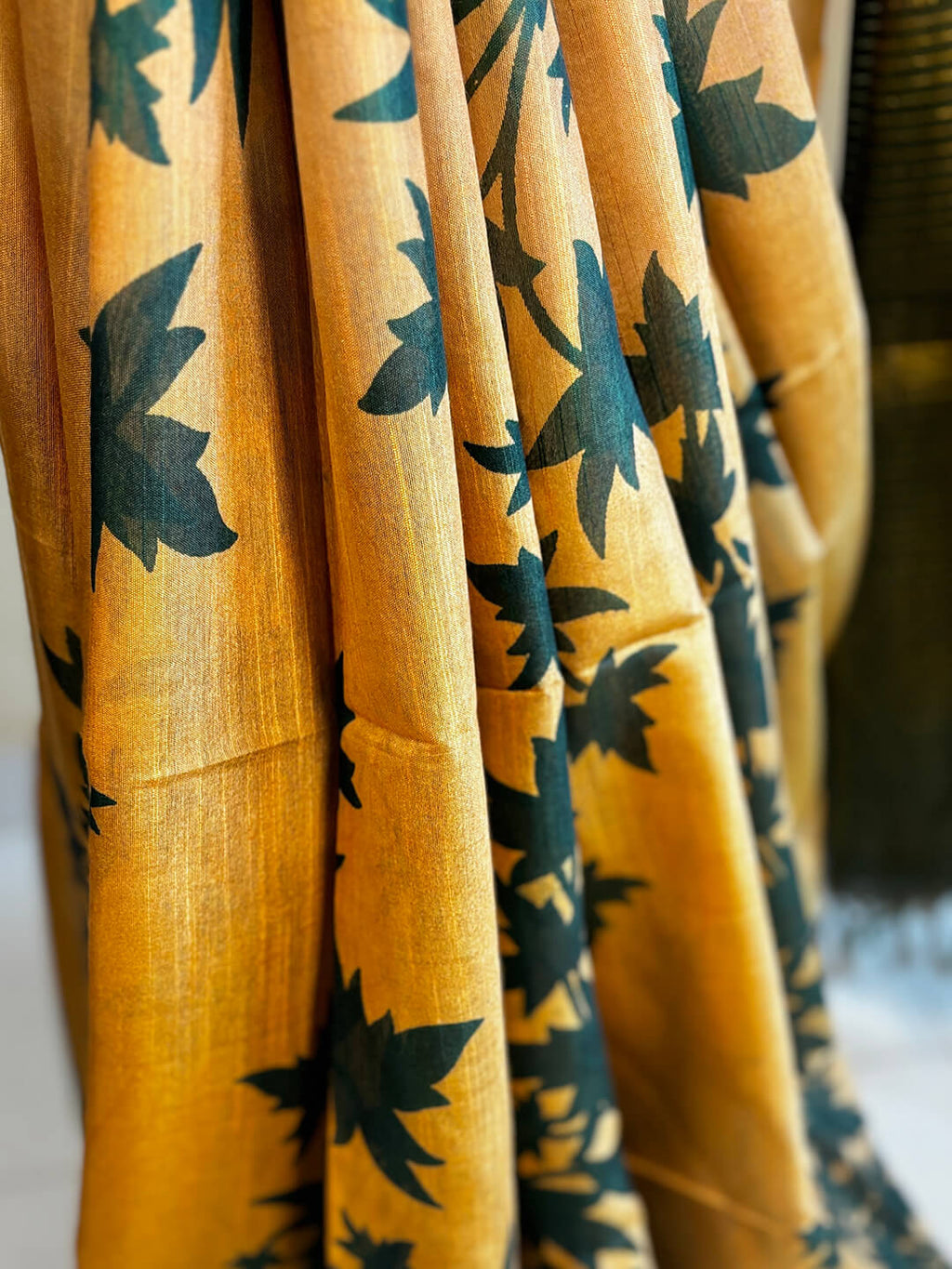 TASSAR GHICHA GREEN PRINTED SAREE