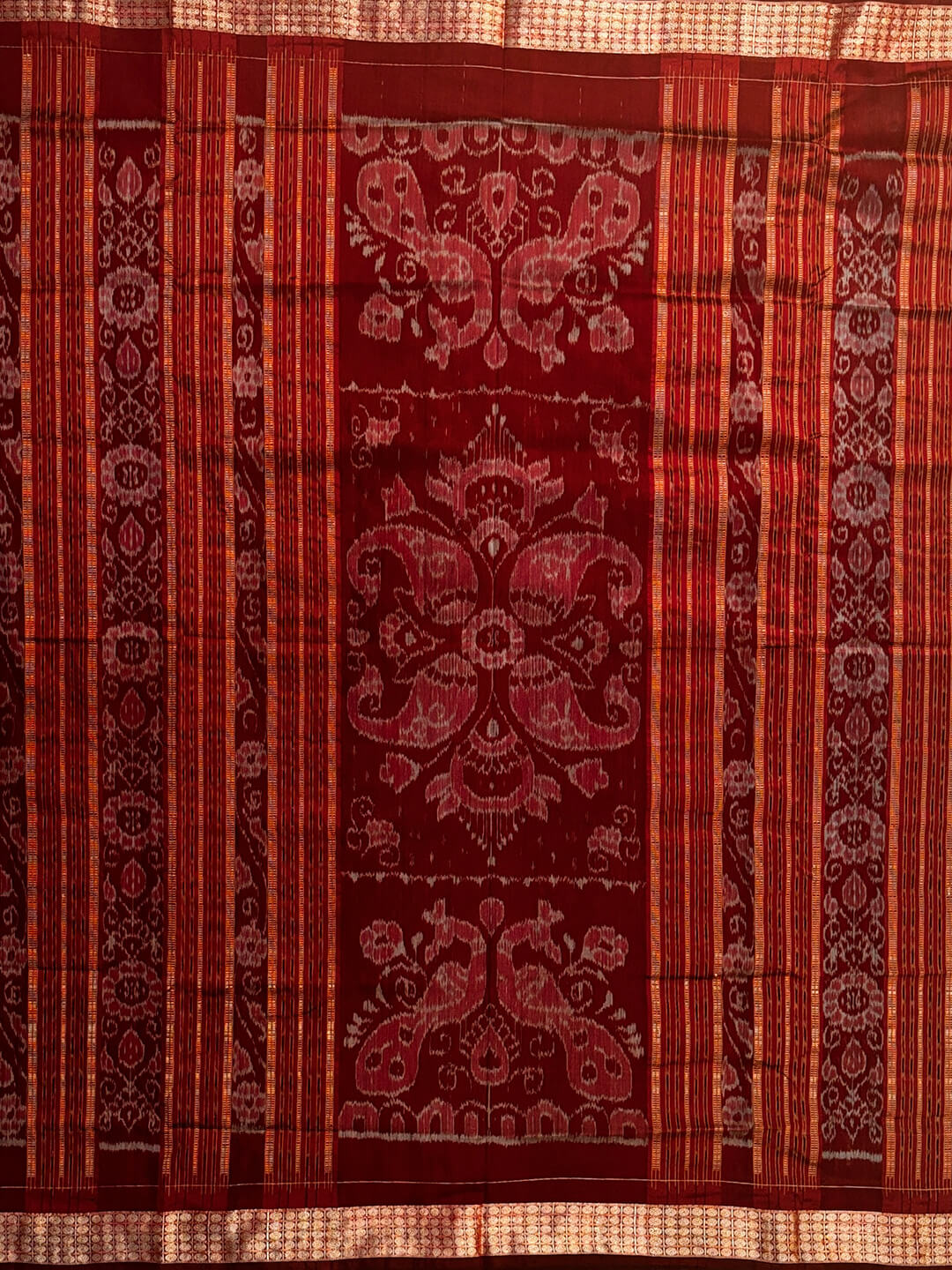 HANDWOVEN GREEN AND RED SAMBALPURI PATA SAREE