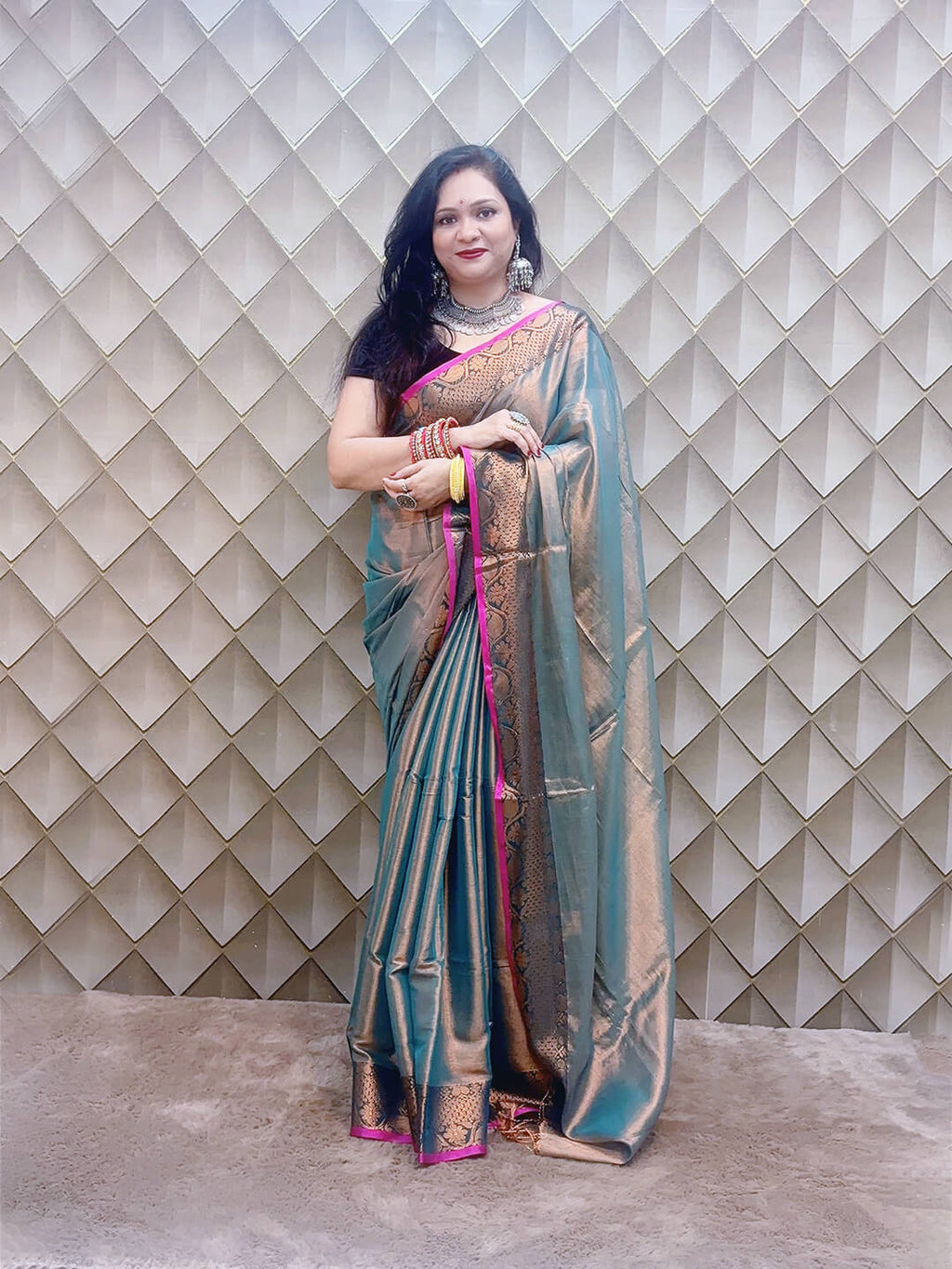 METALLIC SHEEN GREEN WITH GOLDEN BORDER TISSUE SAREE