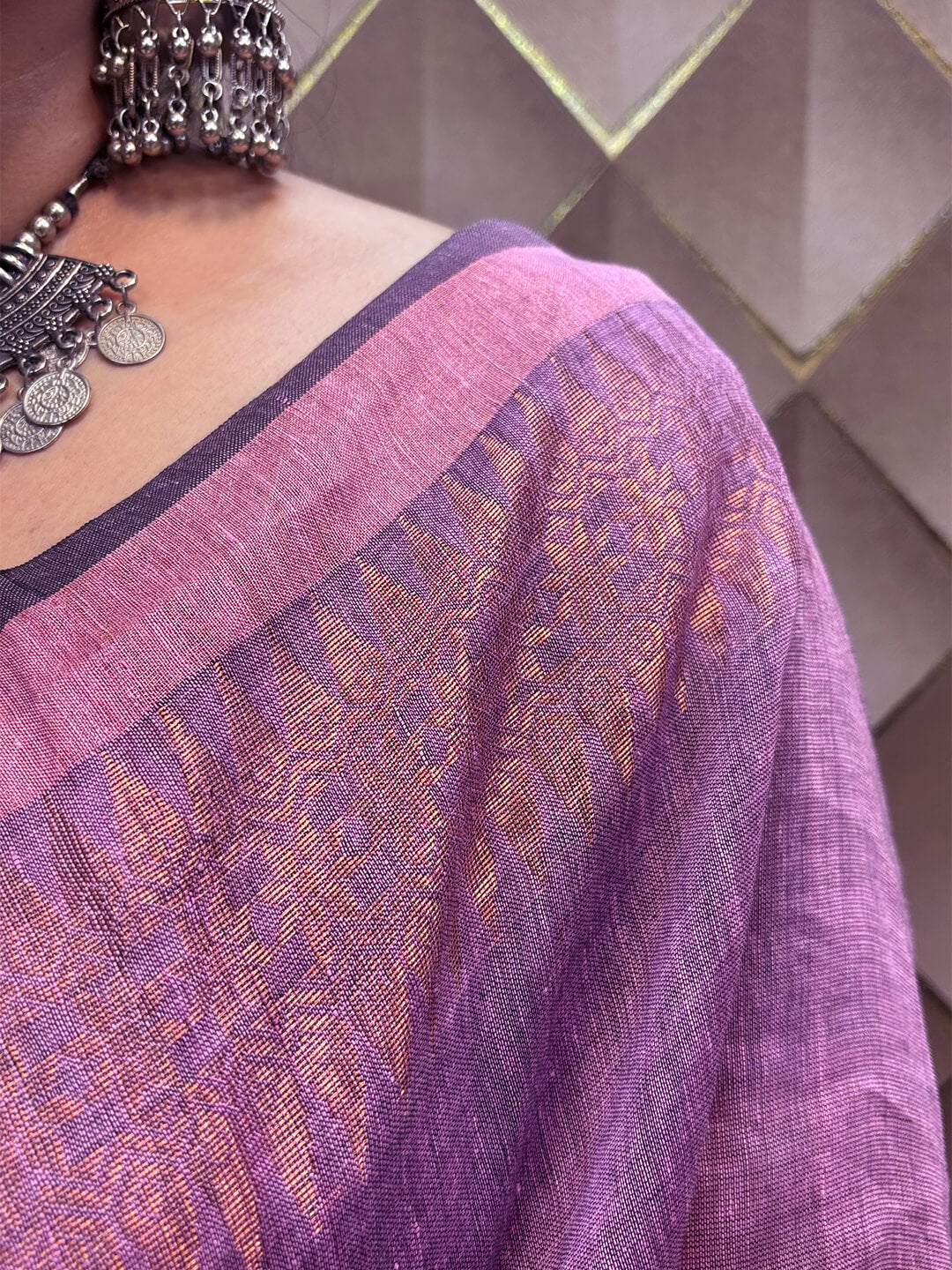 LIGHT PURPLE AND GOLDEN LINEN SAREE