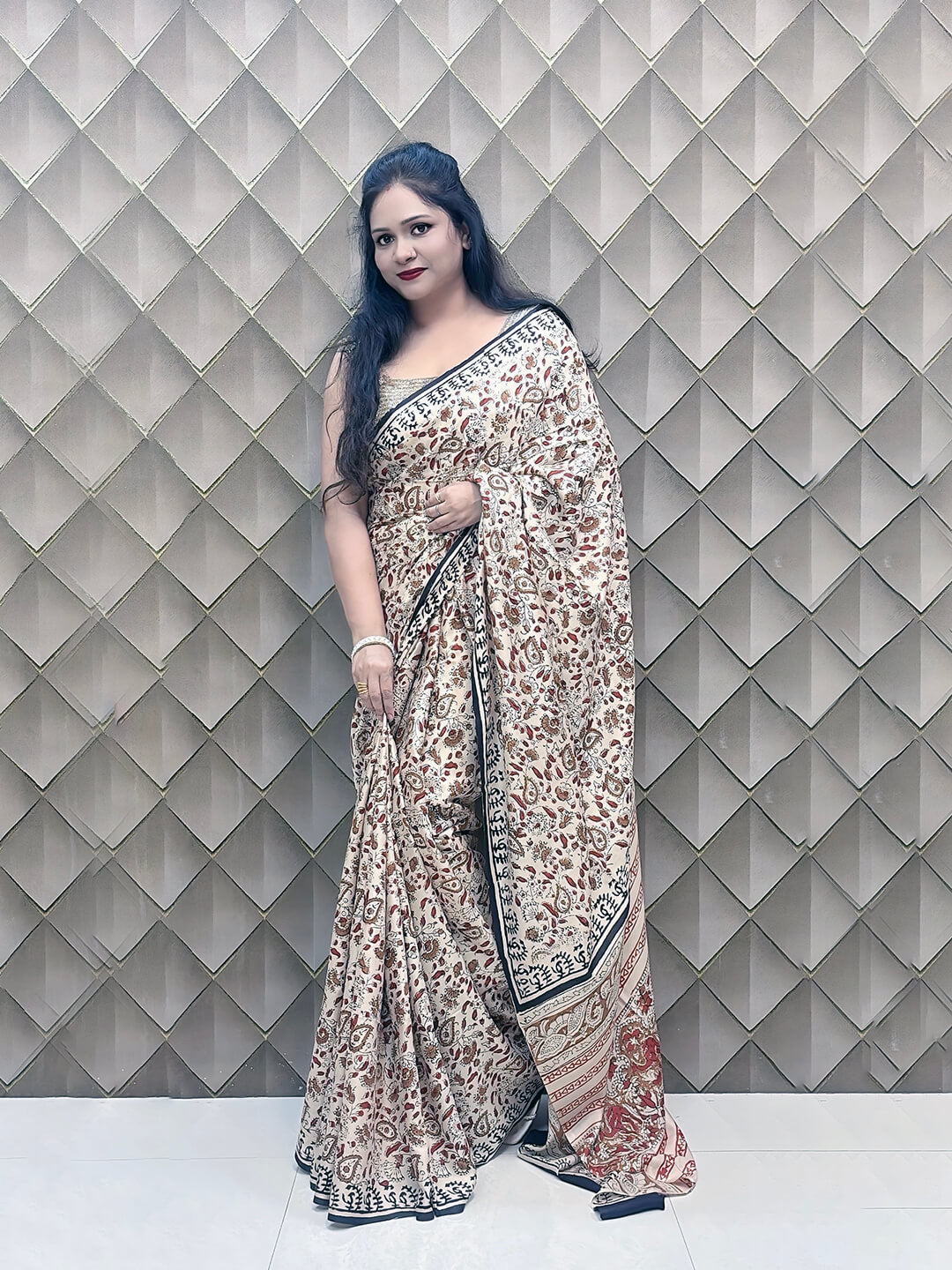 LEHERIKA CREAME BAGRU PRINTED CREPE SILK SAREE