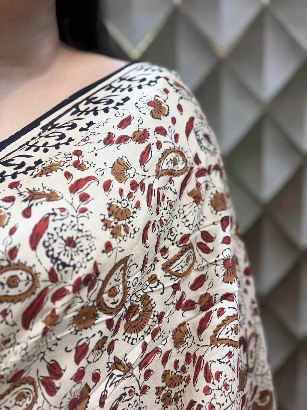 LEHERIKA CREAME BAGRU PRINTED CREPE SILK SAREE