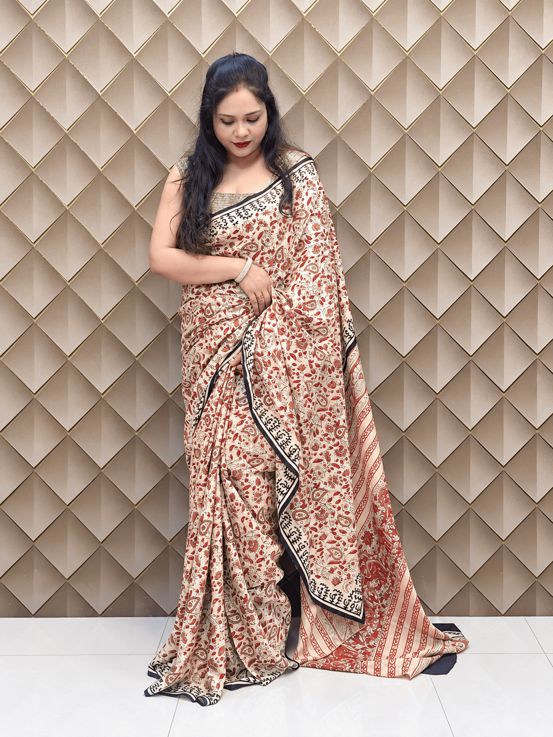 Cream bagru printed crepe saree