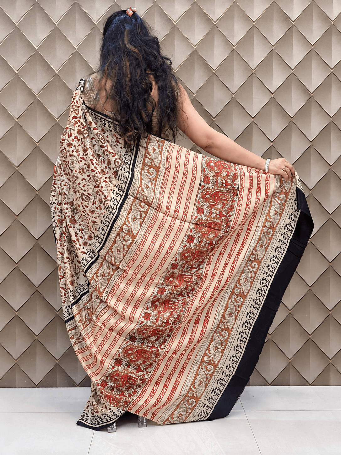 Cream bagru printed crepe saree