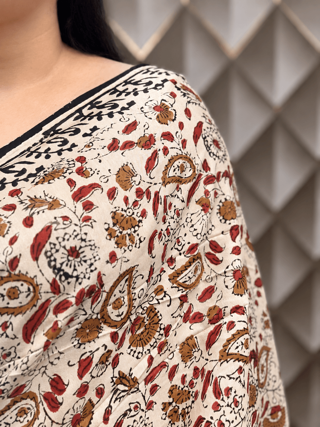 Cream bagru printed crepe saree