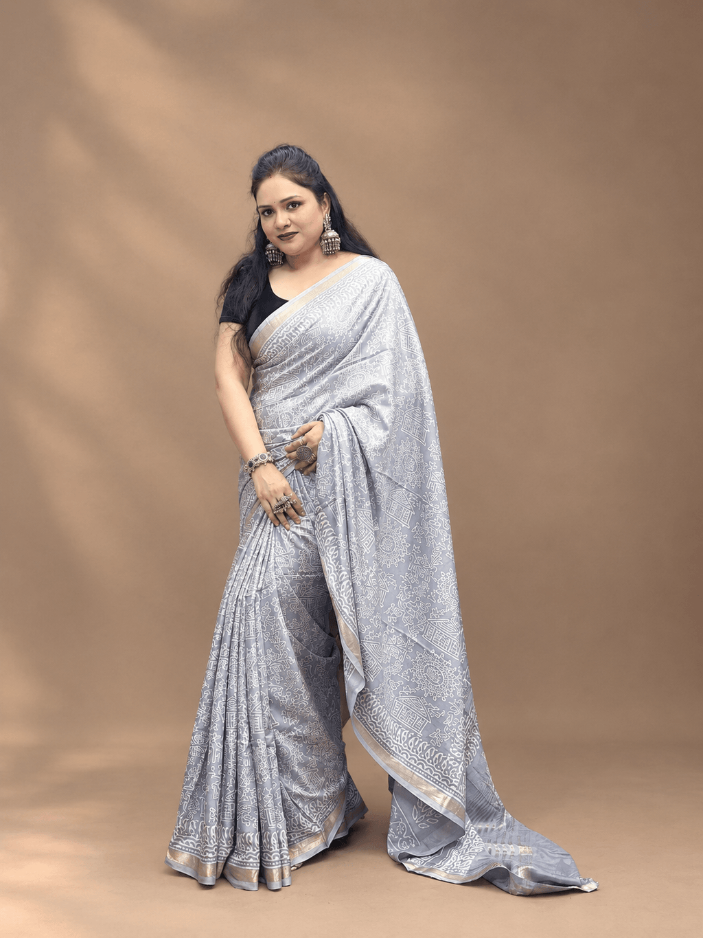 Silver Grey Crepe Silk Saree with Floral & Geometric Motifs and Zari Border