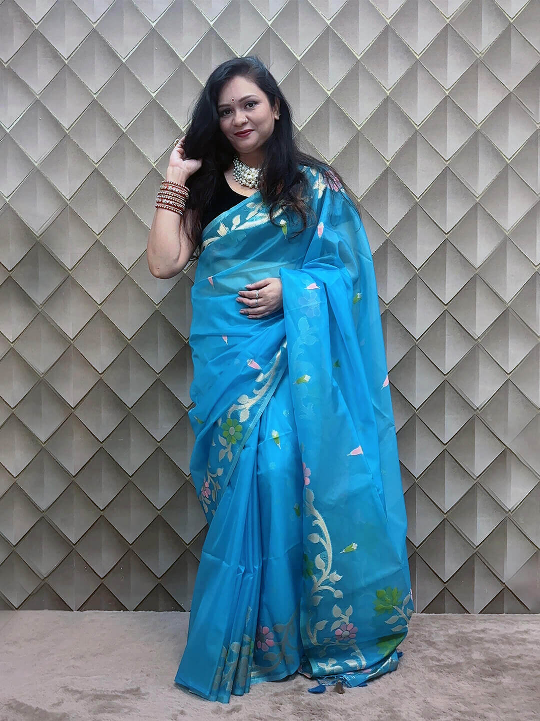 Bahaar-e-Neela