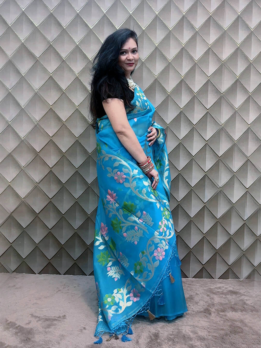Bahaar-e-Neela