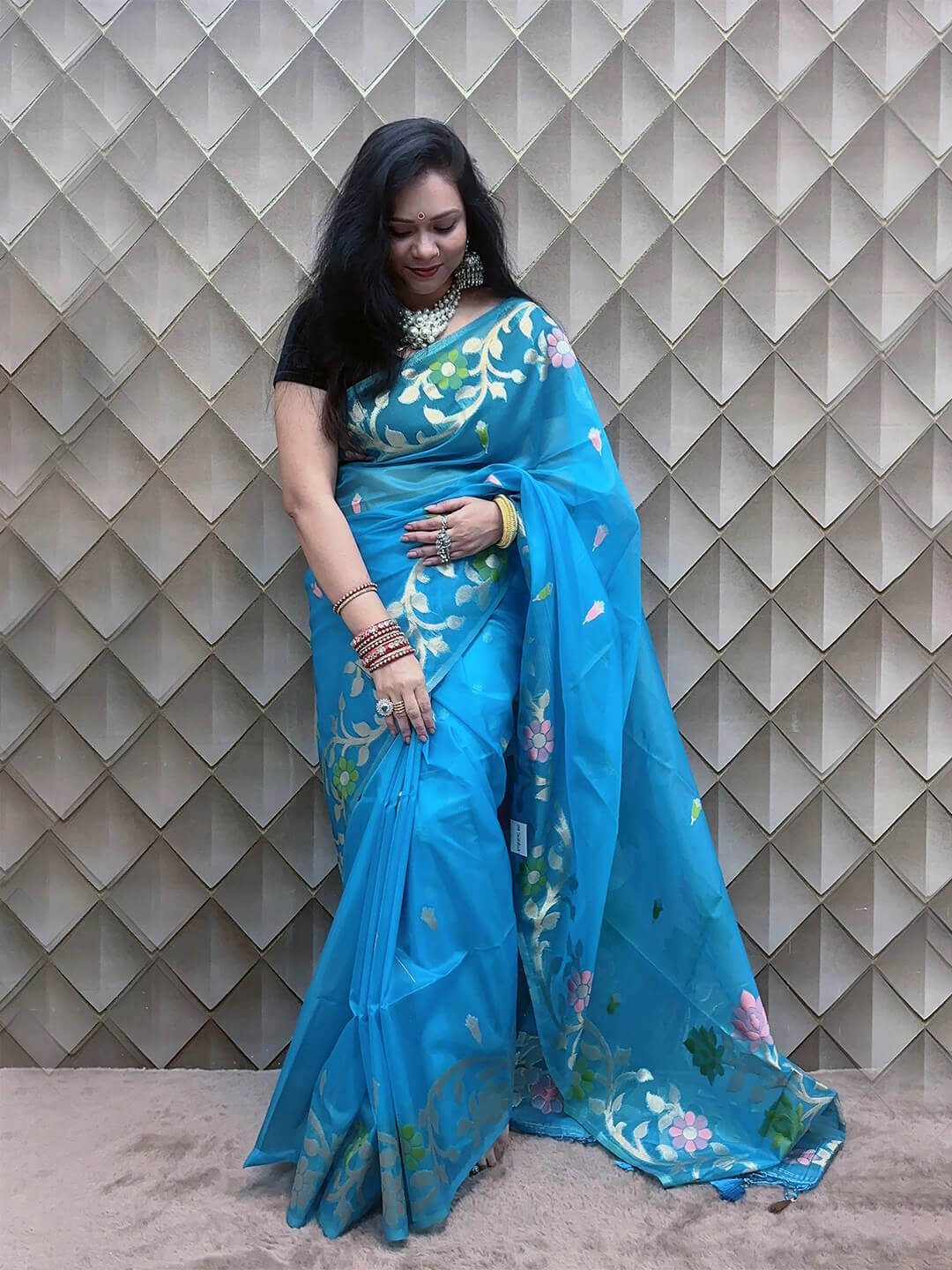 Bahaar-e-Neela