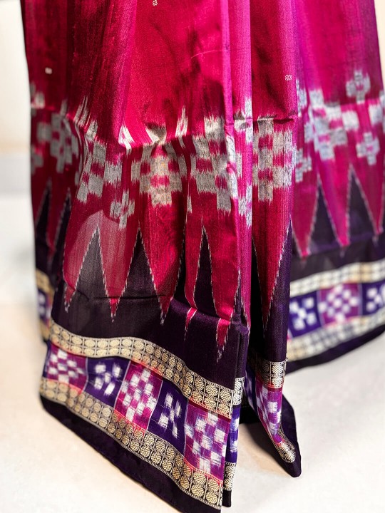 DARK PINK AND ELECTRIC BLUE PASAPALI SAMBALPURI  PATA SAREE