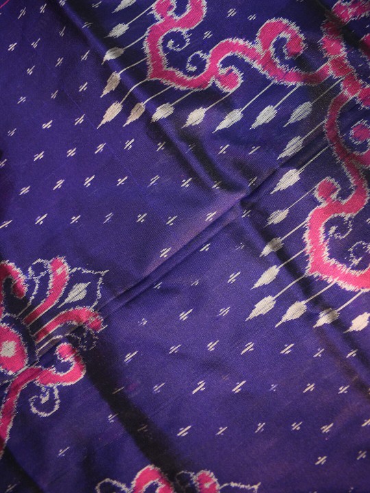 MIDNIGHT BLUE SAMBALPURI SILK SAREE