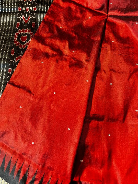 CORAL RED SAMBALPURI SILK SAREE