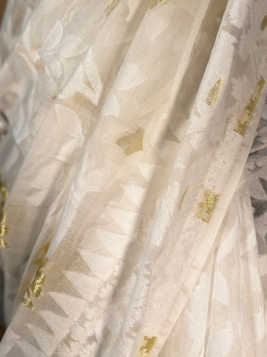 RUPSHRI WHITE AND GOLDEN COTTON JAMDANI SAREE