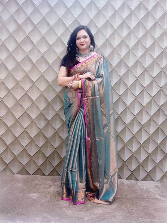 METALLIC SHEEN GREEN WITH GOLDEN BORDER TISSUE SAREE