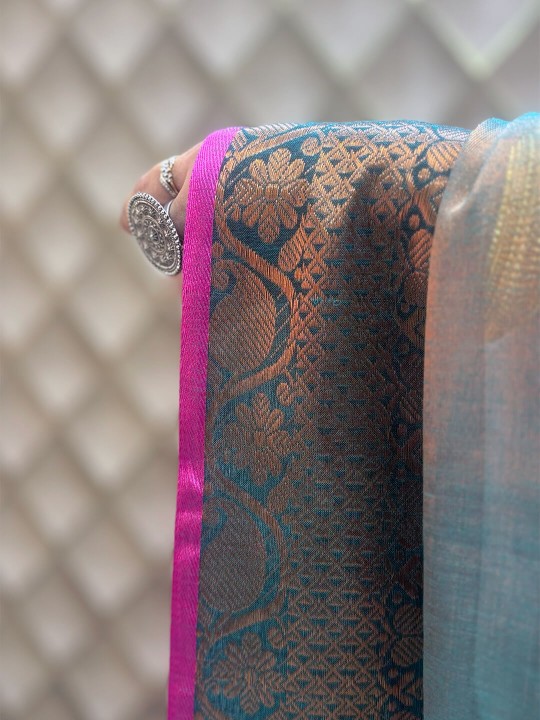 METALLIC SHEEN GREEN WITH GOLDEN BORDER TISSUE SAREE