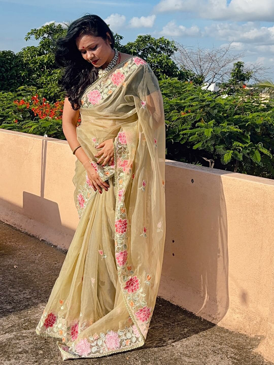 OLIVE GREEN EMBROIDERED FANCY SAREE